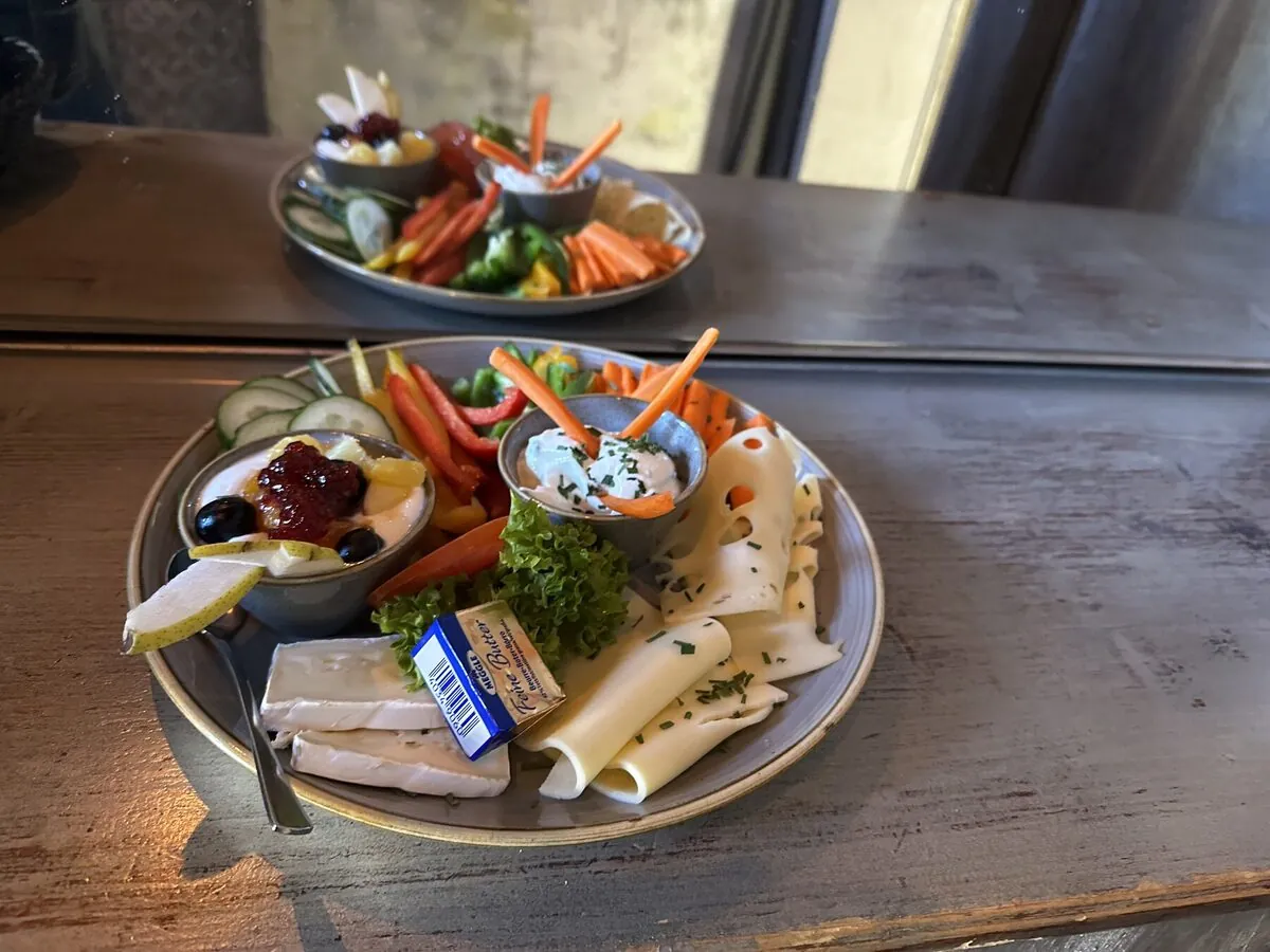 Frühstücksplatte im Ballenhaus Schongau